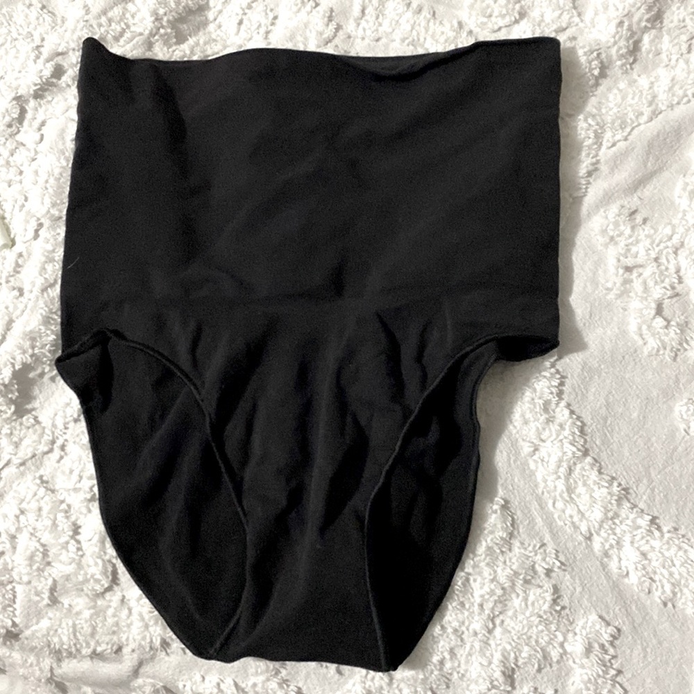 Skims Black 2xl/3xl Panty NWOT